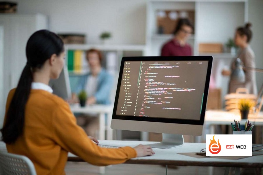 Tại sao bạn nên gia công phần mềm - Tìm hiểu ngay